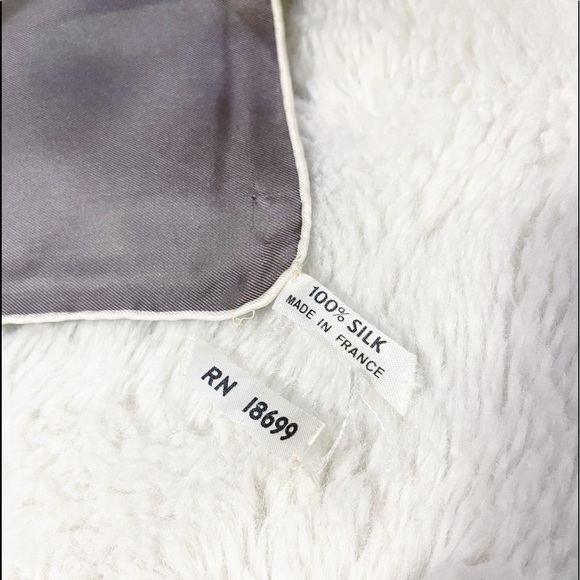 Authentic Lanvin Ultra Rare 1960’s Vintage Jeanne Lanvin Pure Silk Large Scarf - Picture 9 of 12